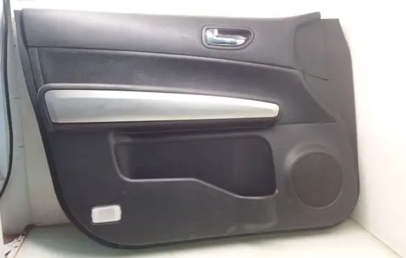 Nissan X-Trail T31 Front door card panel trim 80911JG00A 80977JG00A