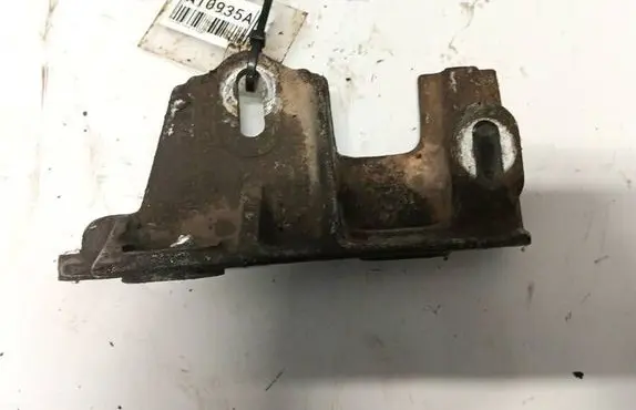 Volkswagen Sharan Engine mounting bracket 7M3199600A