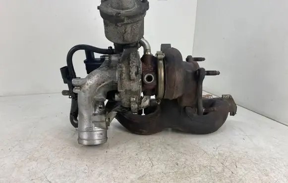Audi A4 S4 B8 8K Turbo 06H145702R