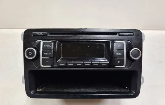 Volkswagen Caddy Radio/CD/DVD/GPS head unit 5K0035156A VWZAZ1M2156679