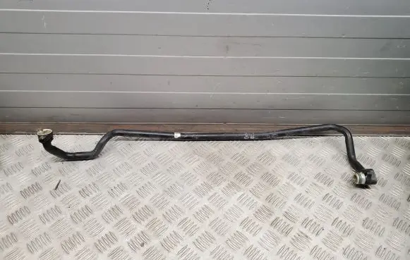 Mercedes-Benz E C207 W207 Oil cooling pipe A2075000772