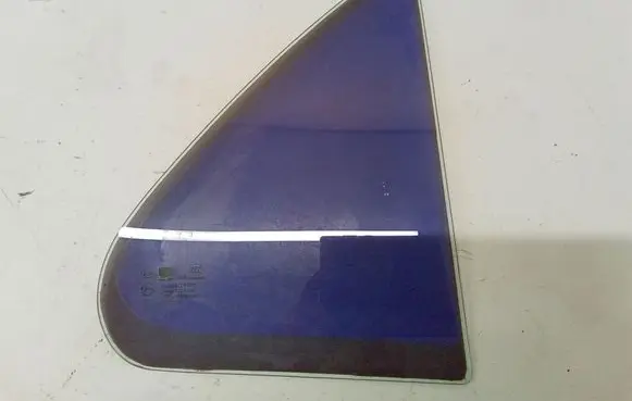 KIA Sorento Rear vent window glass 43R00240