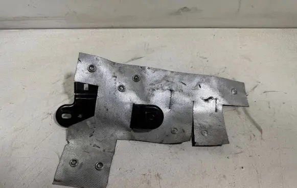 Other engine bay part
