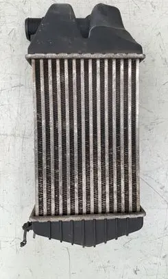 Opel Zafira B Intercooler radiator 13240831