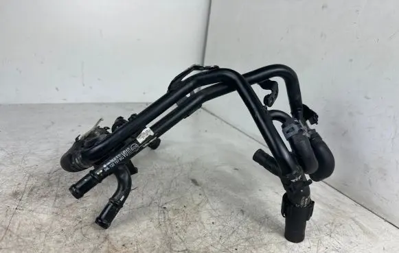 Audi A5 Sportback 8TA Engine coolant pipe/hose 04L122157BQ
