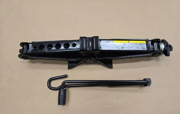 Audi A3 S3 8V Lift Jack 