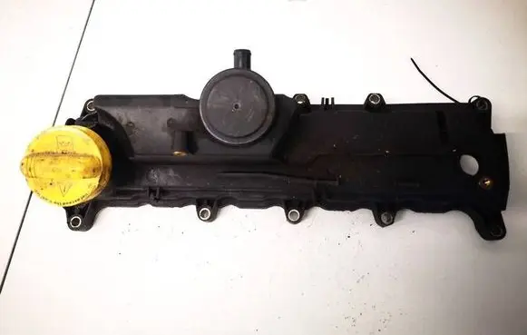 Nissan Qashqai Rocker cam cover 8200756123
