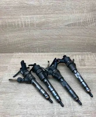 Renault Scenic I Fuel injector 8200100272 0445110 110B