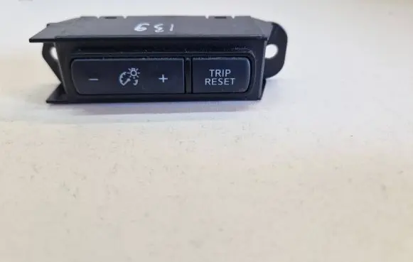 Nissan Leaf II (ZE1) Other switches/knobs/shifts C71116