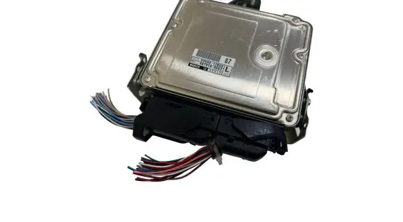 Toyota Corolla E120 E130 Engine control unit/module 8966102A90 1039S07945 0281011734