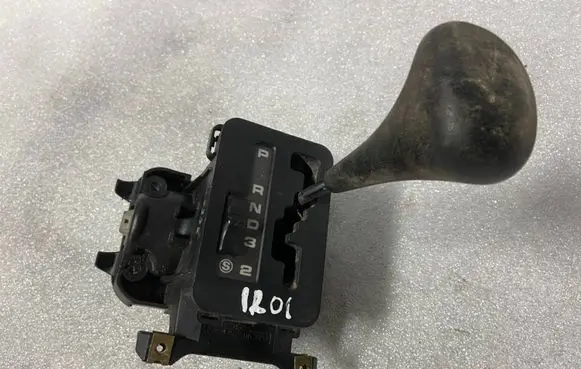 Mercedes-Benz E W124 Gear shifter/selector A1292670637 1292670637