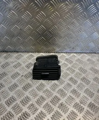Volkswagen Jetta VI Dashboard side air vent grill/cover trim 5C6819703