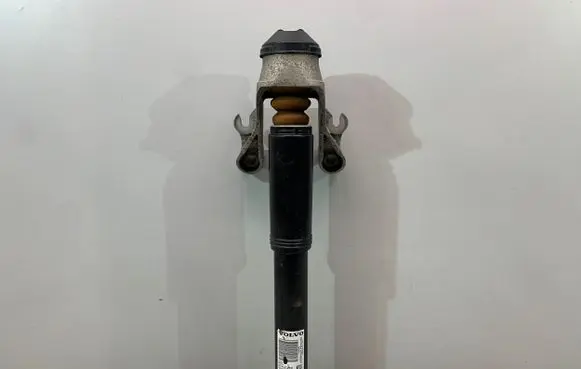 Volvo S90, V90 Rear shock absorber/damper 32269382