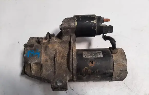 Volkswagen Golf IV Starter motor 09A911023B