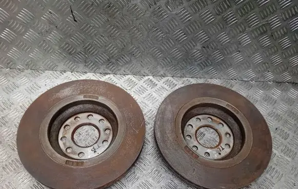 Volkswagen Golf VIII Front brake disc