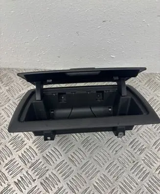BMW 1 E81 E87 Glove box 9211788 107659 11242010