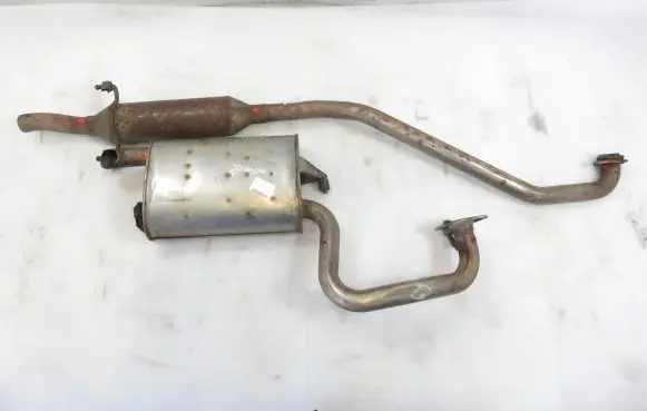 Toyota Avensis T250 Exhaust gas pipe 