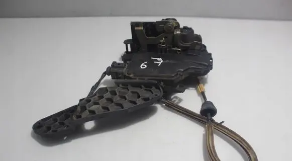 Seat Toledo II (1M) Rear door lock