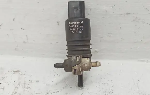 Honda Civic IX Windscreen/windshield washer pump 3412863