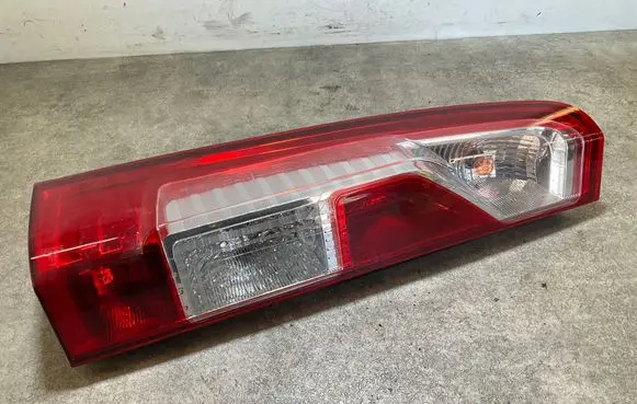 Rear/tail lights