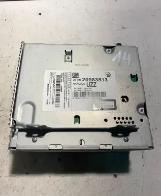 Opel Astra J Radio/CD/DVD/GPS head unit 20983513