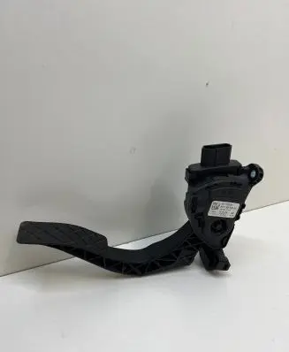 Audi A5 8T 8F Accelerator throttle pedal 8K1723523A 08022012 6PV00950521