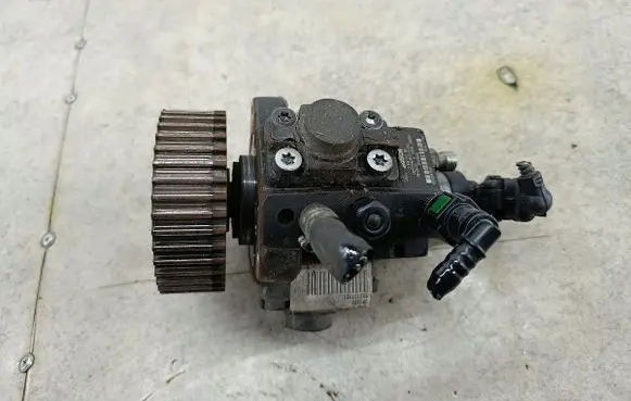 Fiat Bravo Fuel injection high pressure pump 