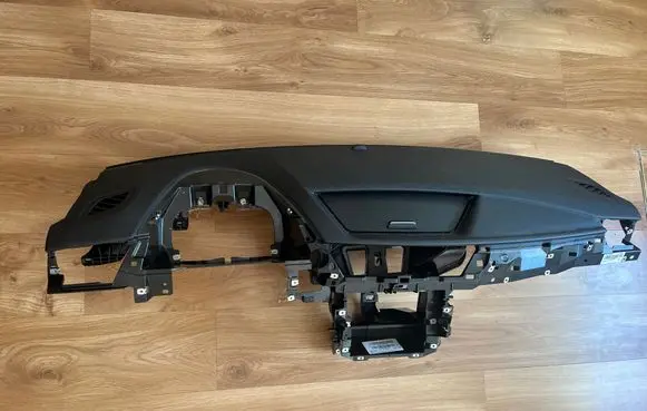 BMW X1 E84 Dashboard 2991239 1770298
