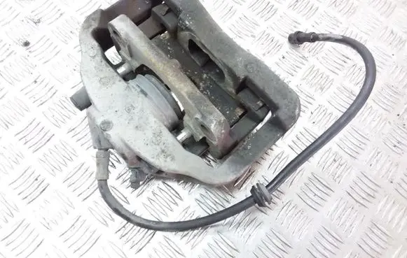 BMW 7 E65 E66 Front brake caliper 6030324