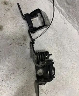 Dodge Nitro Rear door hinge set 