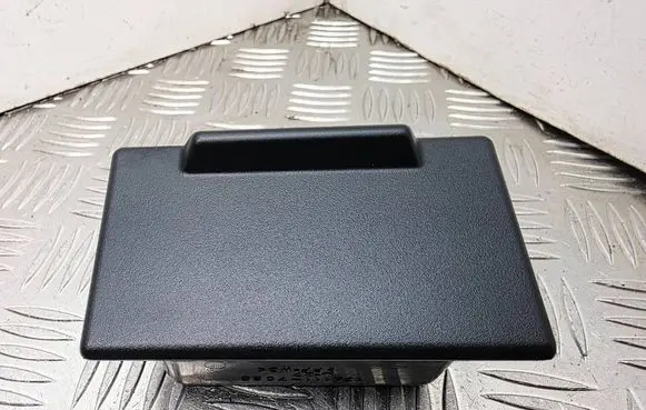 Toyota MR2 (W30) III Car ashtray 1741117020