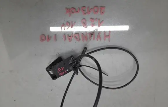 Hyundai i10 Engine bonnet/hood lock release cable 