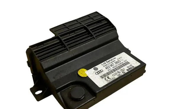 Audi A8 S8 D3 4E Power management control unit 4E0907280D F005S00327 4E0910280A