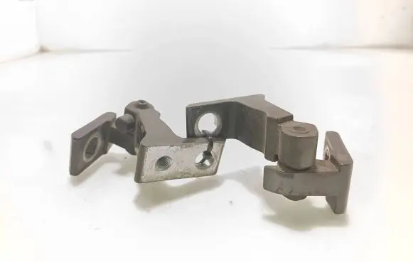 Rear door hinge set