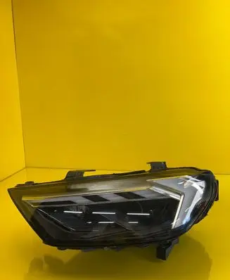 Audi A1 Headlight/headlamp 82A941033D