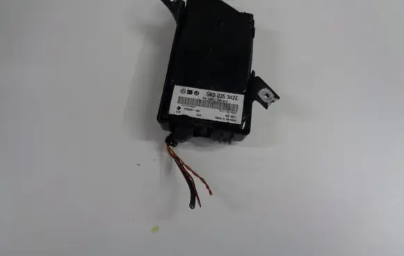 Volkswagen Scirocco Head unit multimedia control 5N0035342E