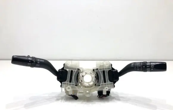 Mazda CX-7 Wiper turn signal indicator stalk/switch 17C514
