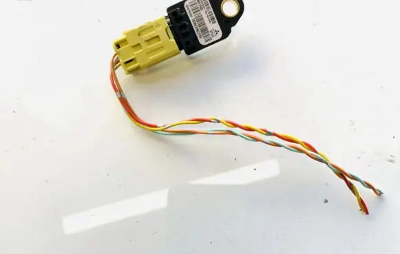 Mitsubishi Outlander Airbag deployment crash/impact sensor 8651a001 39754c