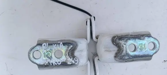 Front door hinge set