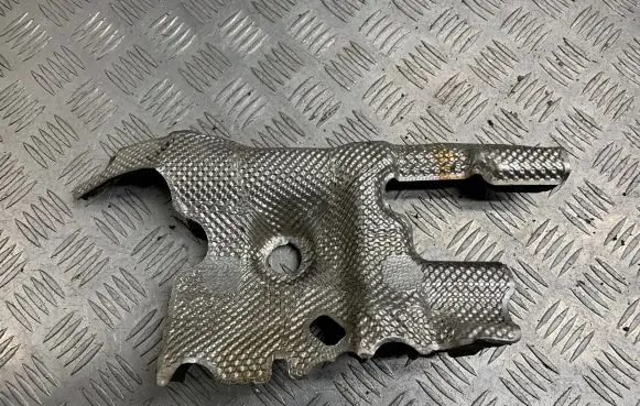 Audi A4 S4 B9 Heat shield in engine bay 04L103954AP