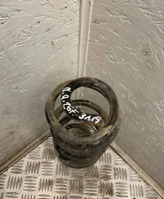 Nissan Qashqai Rear coil spring
