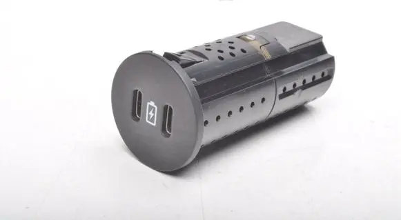 Ford Focus USB socket connector PU5T-19J211-FA