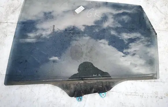 Honda CR-V Rear door window glass AS3