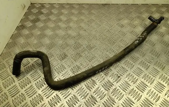 Engine coolant pipe/hose