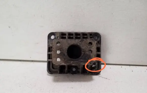 Maserati Ghibli Jacking socket point 
