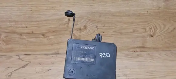 Volvo C70 ABS Pump 30794730AA 30794728