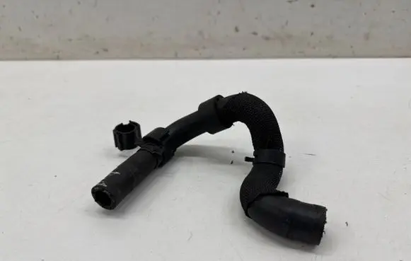 Volkswagen Multivan T7 Engine coolant pipe/hose