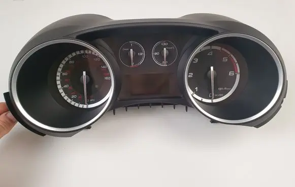 Alfa Romeo Giulietta Speedometer (instrument cluster) 50527457