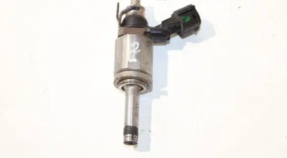 Nissan Pulsar Fuel injector H8201438013