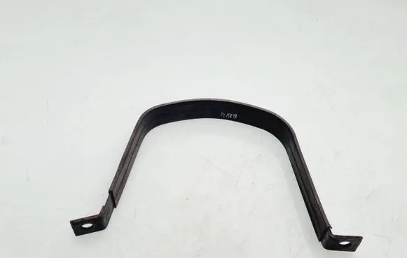 Toyota RAV 4 (XA30) Fuel tank mounting bracket 